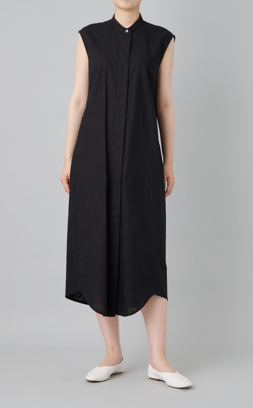 オープンバックリネンシャツワンピース