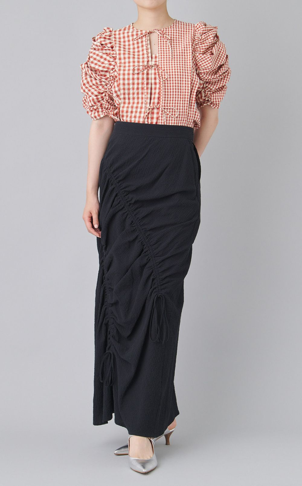 ギンガムチェックギャザーブラウス