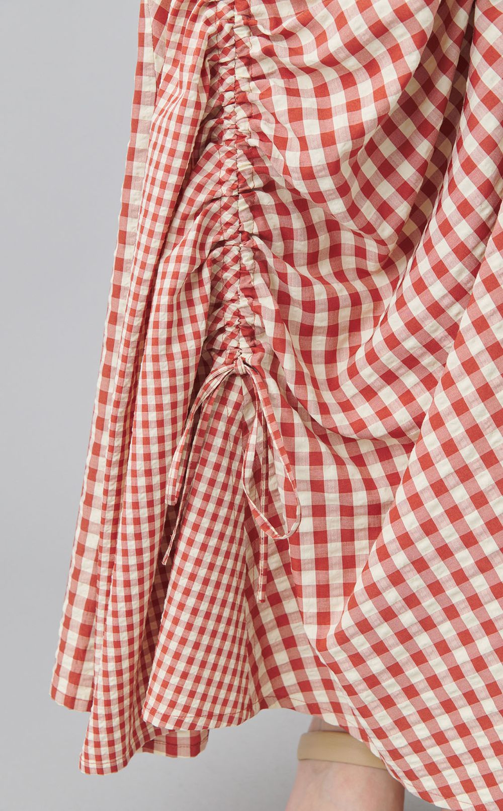 ドローストリングロングスカート