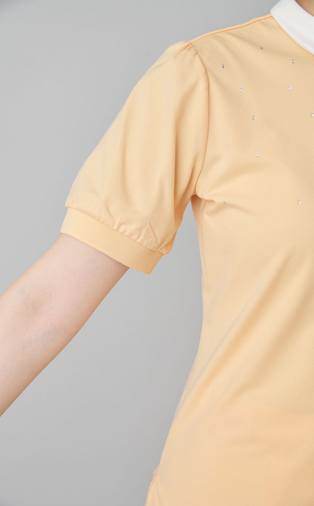 【手洗い可】衿付きラインストーントップス