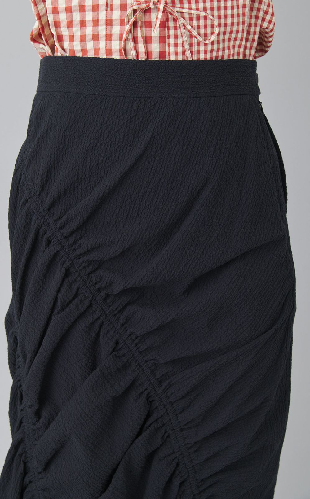 ドローストリングロングスカート