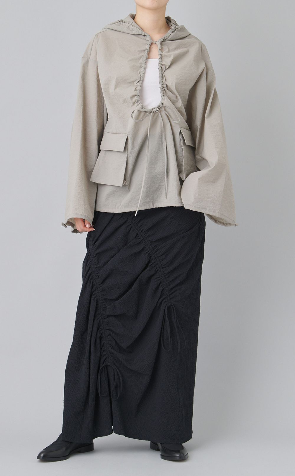 ウォッシャブルギャザーフーディ