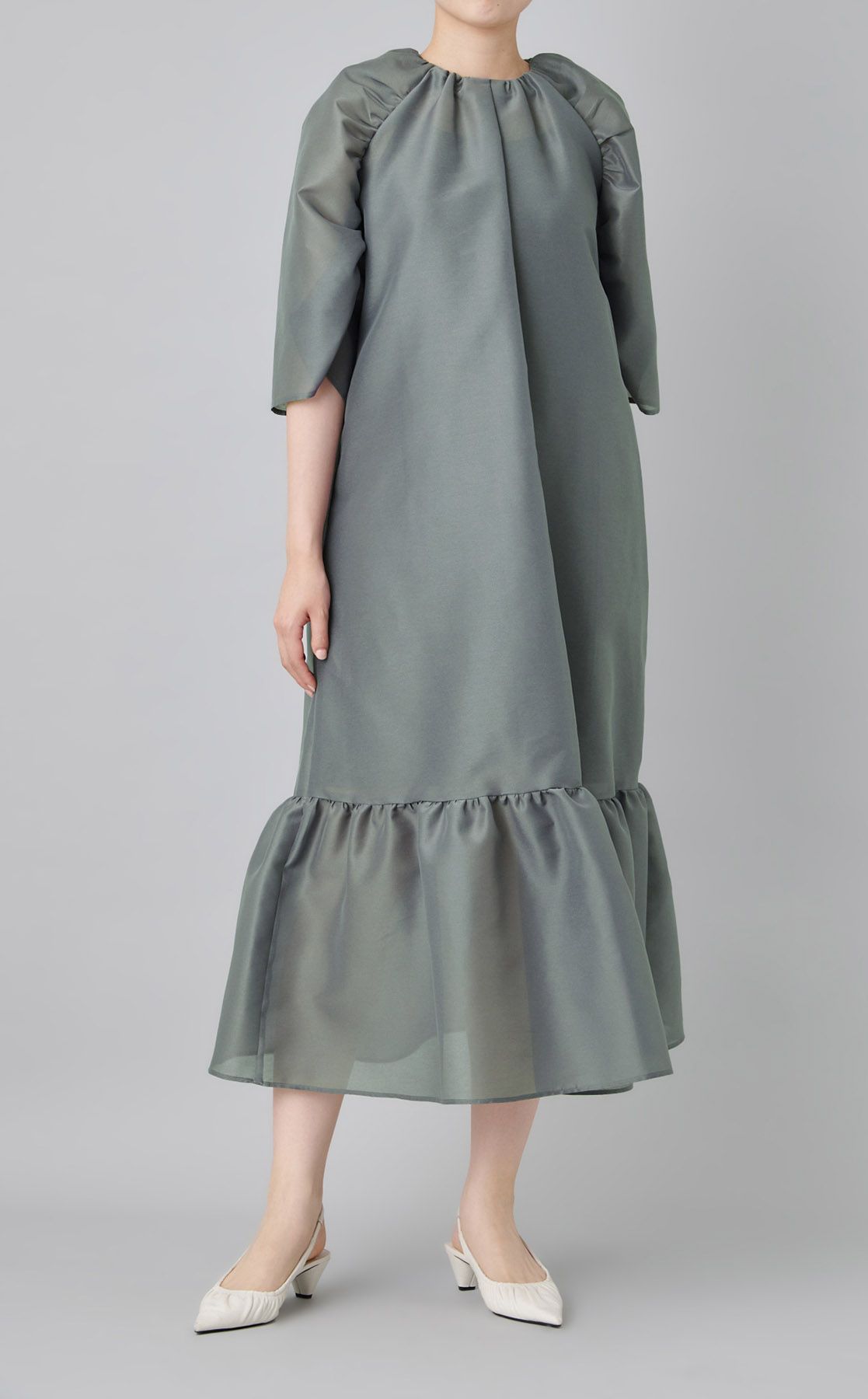 hue DAY TO EVENING(ヒュー・デイ・トゥ・イブニング)のレンタル