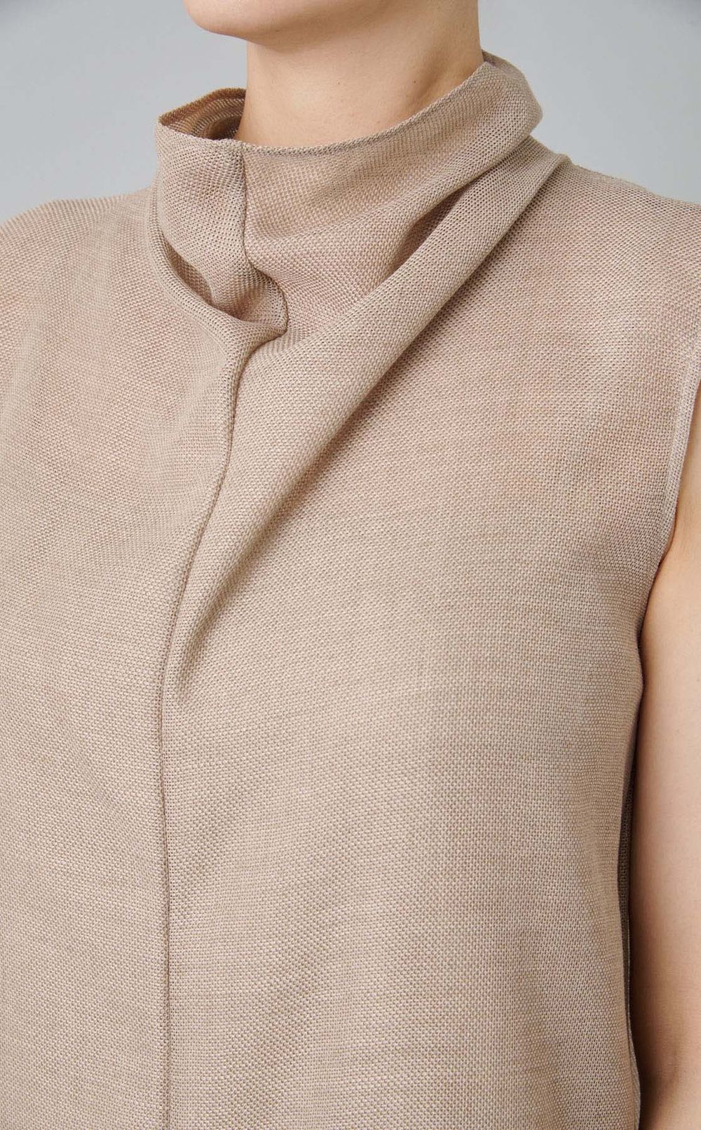 ハイネックIラインワンピース