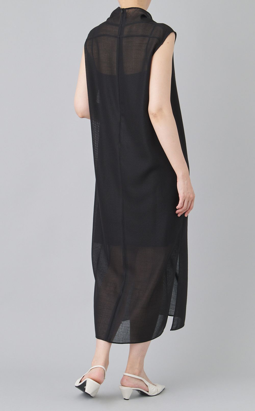 ハイネックIラインワンピース