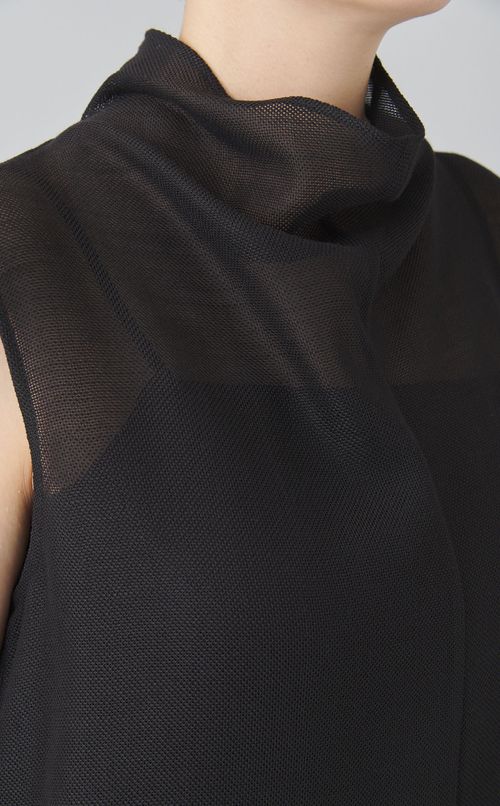 ハイネックIラインワンピース