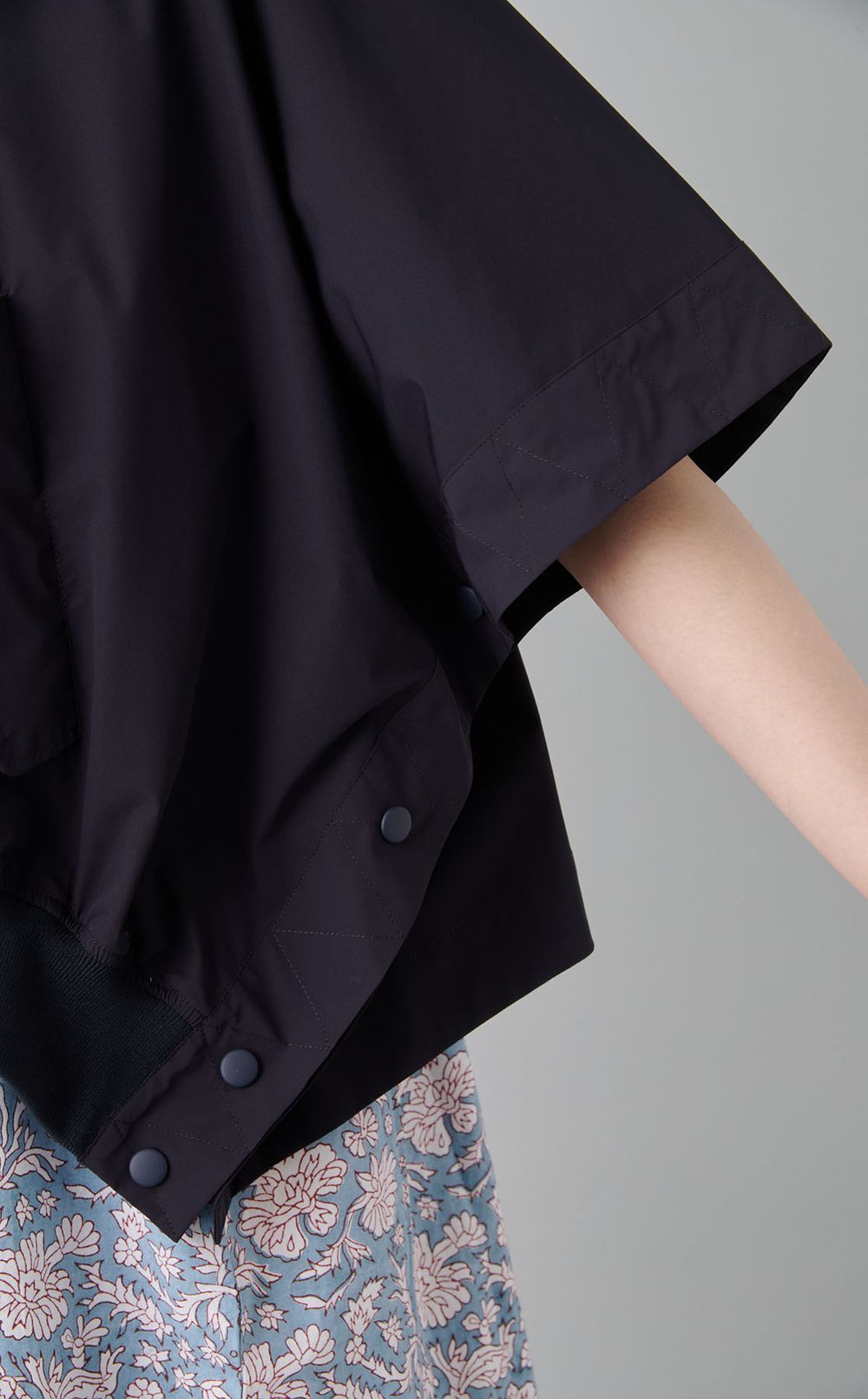 ナイロンMA-1ケープブルゾン