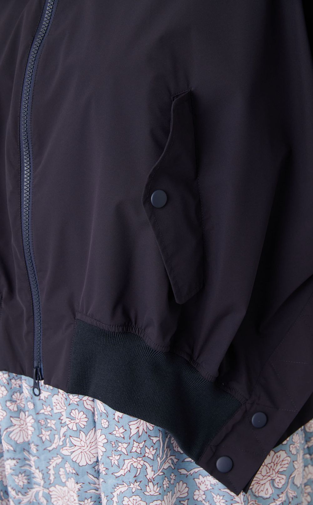 ナイロンMA-1ケープブルゾン