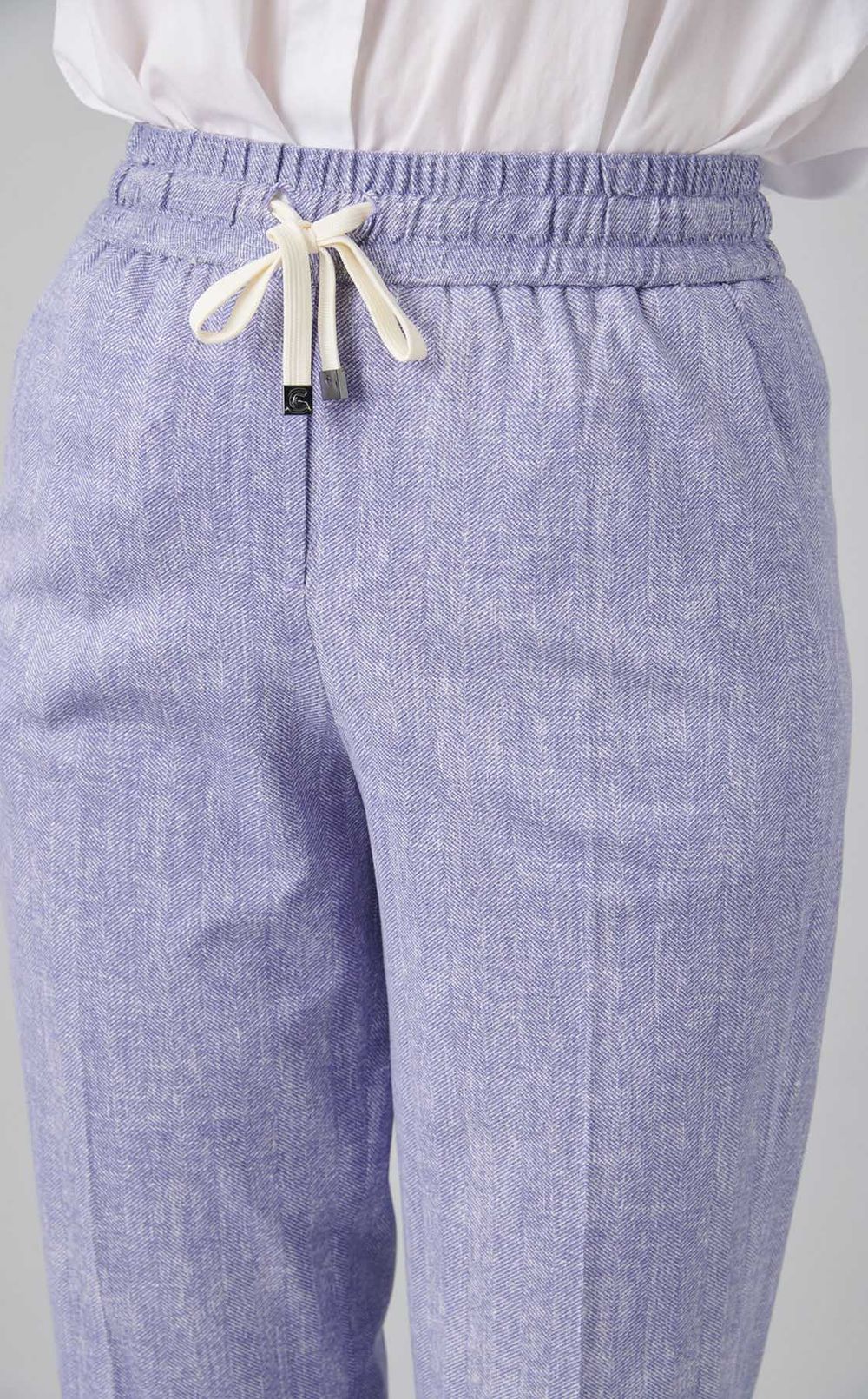 ヘリンボンテーパードパンツ