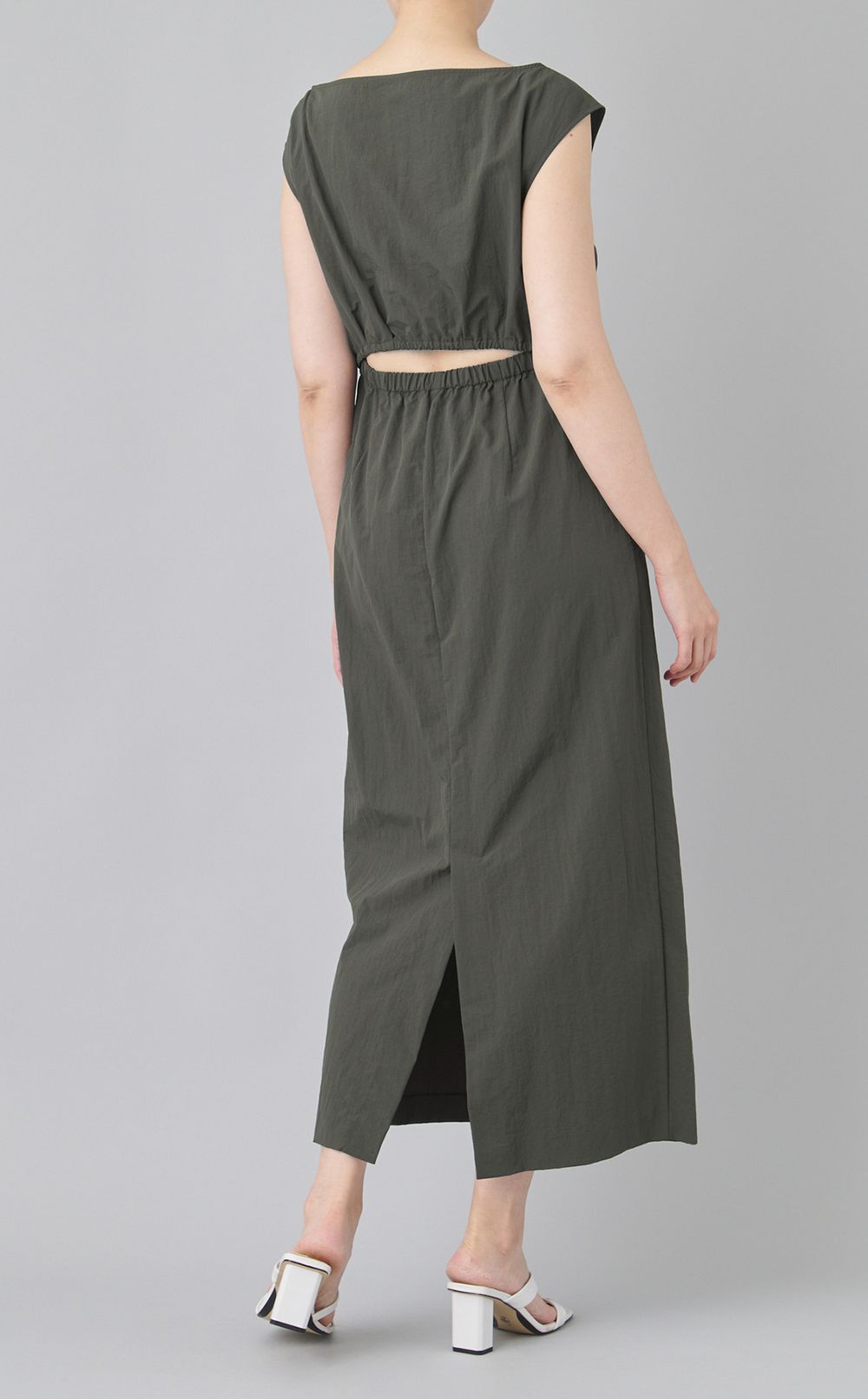 ナイロンドロストワンピース