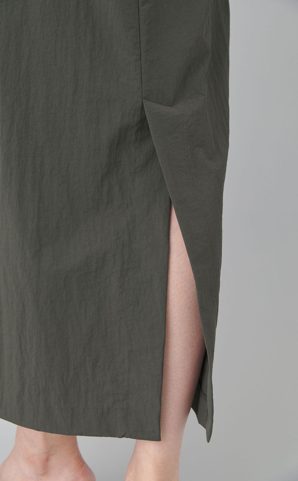 ナイロンドロストワンピース