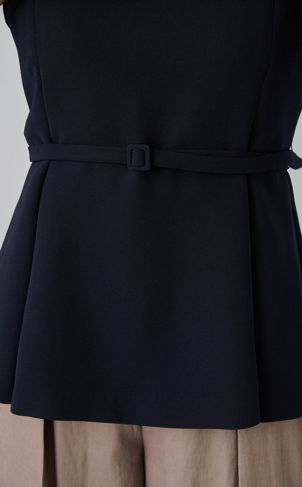 ウォッシャプルビスチェブラウス