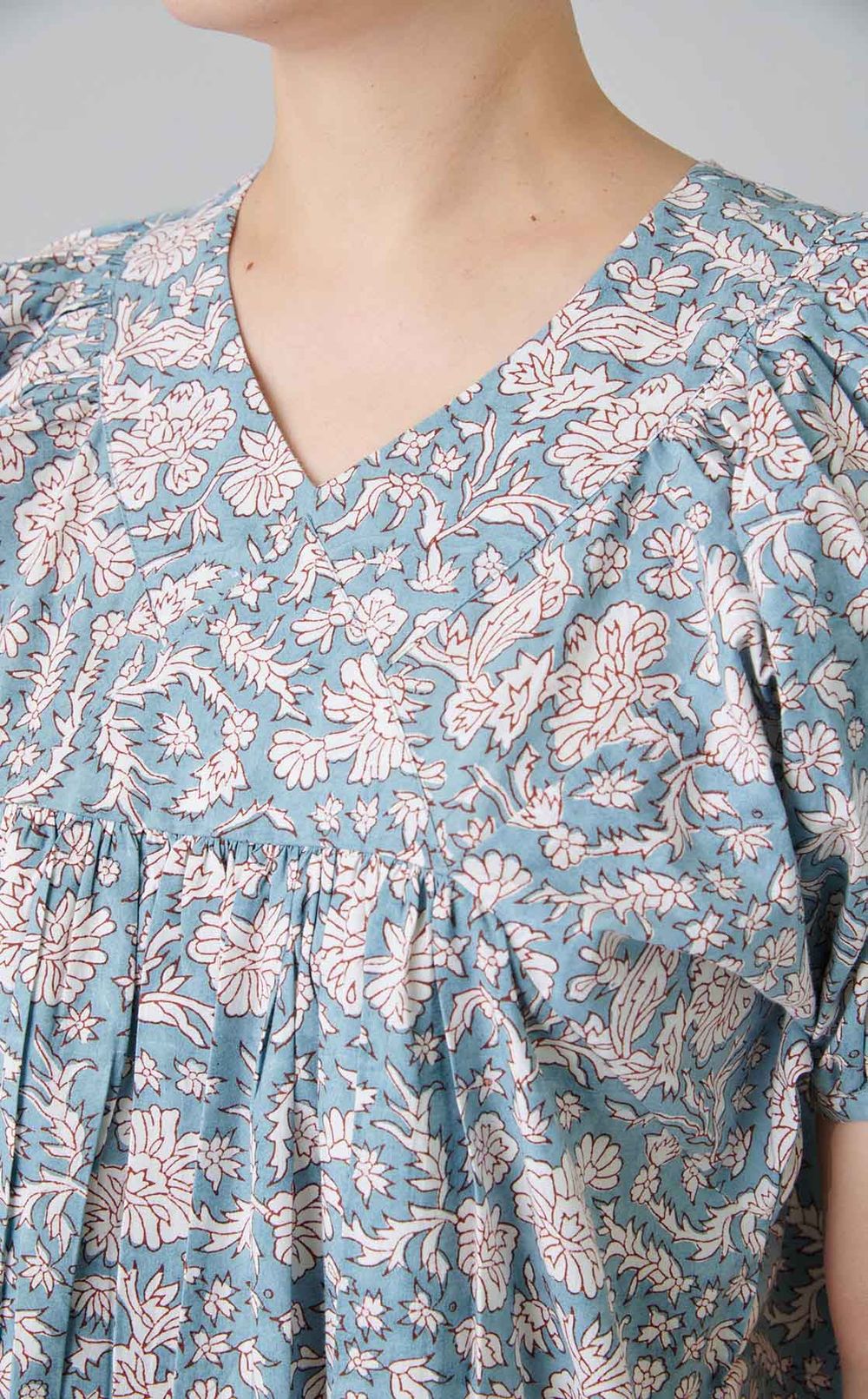 ストライプフラワーワンピース