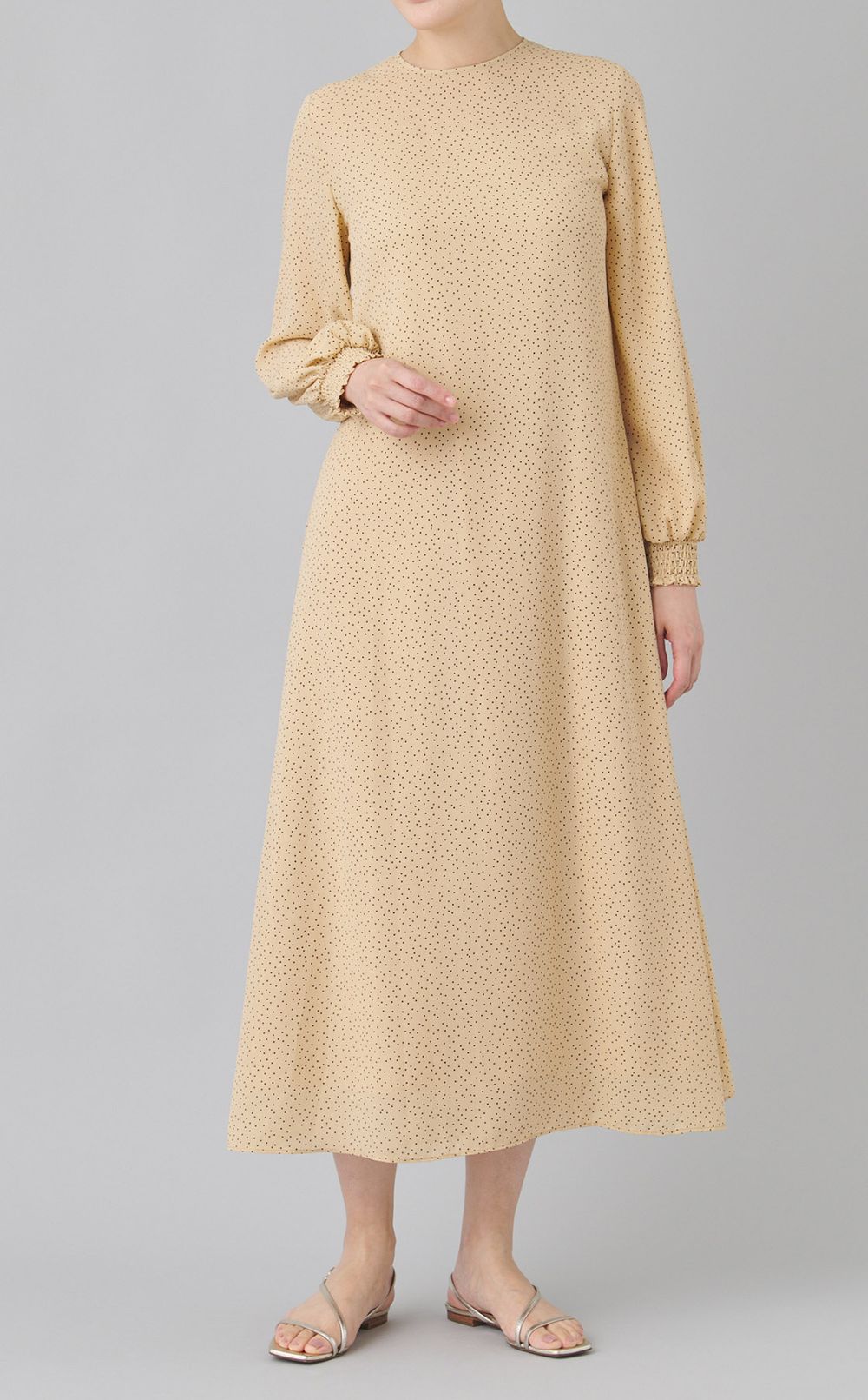 パフスリーブドットプリントワンピース