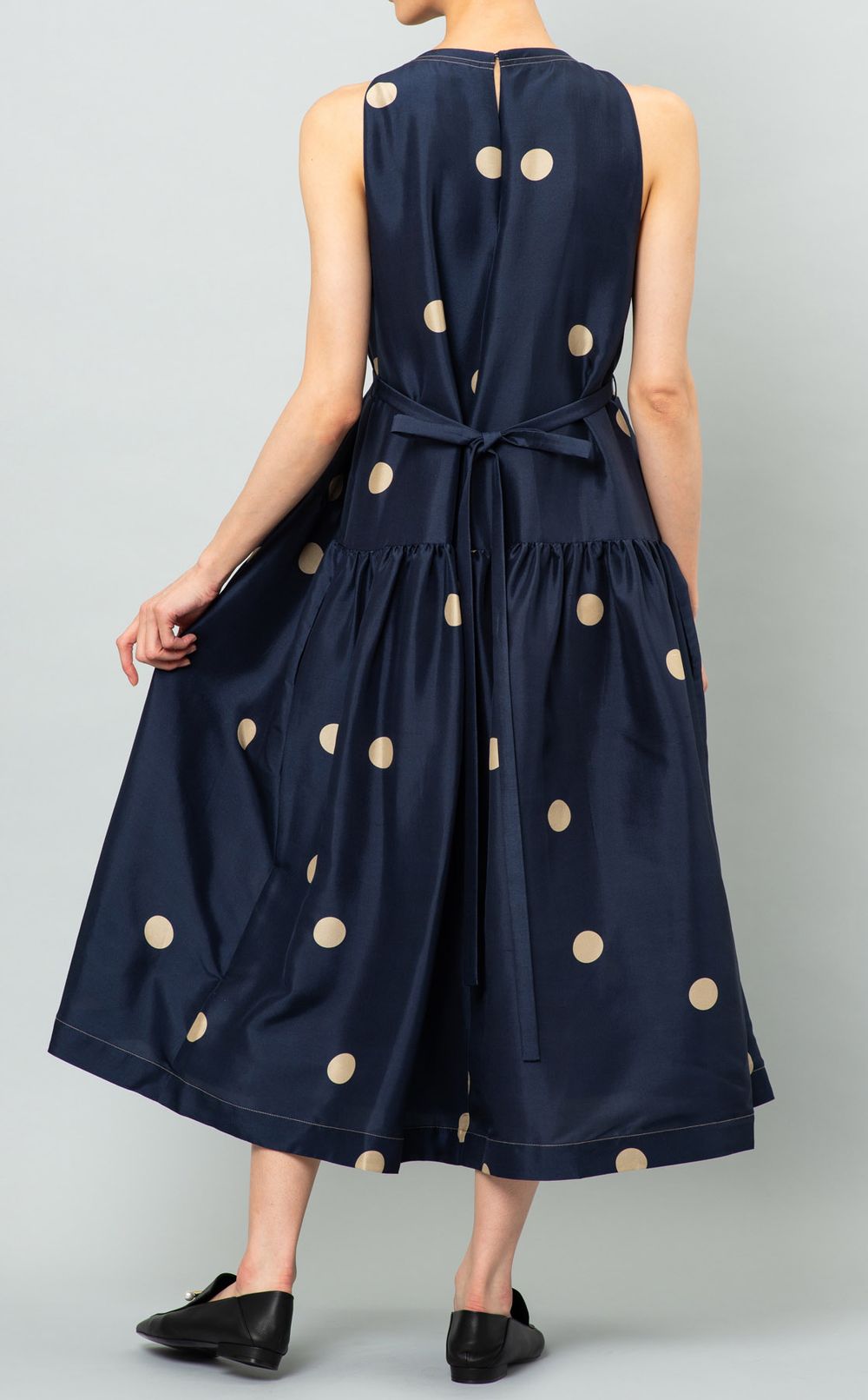 ドットプリントマキシ丈ワンピース