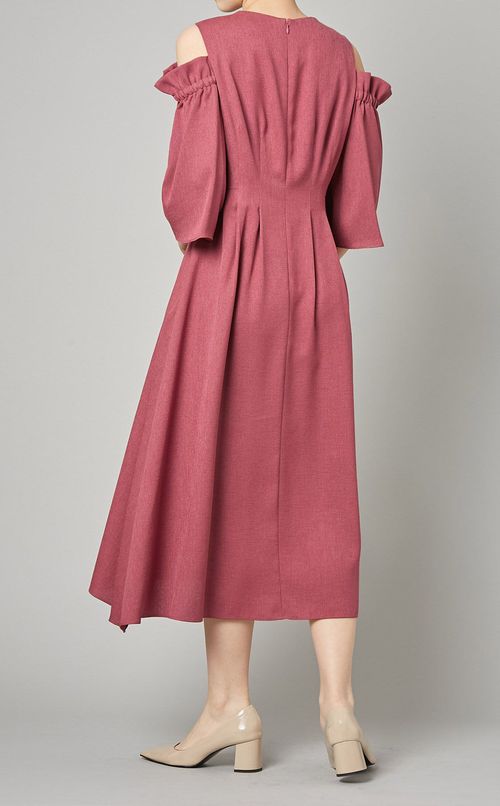 オープンショルダーレースドレス