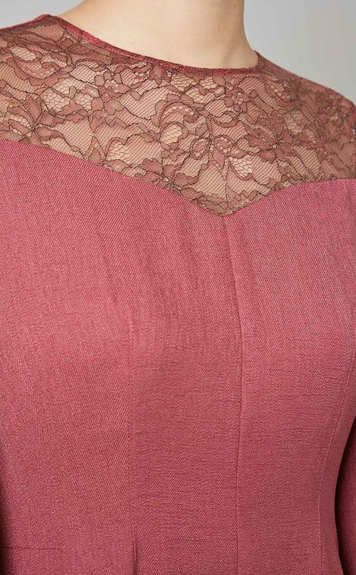 オープンショルダーレースドレス