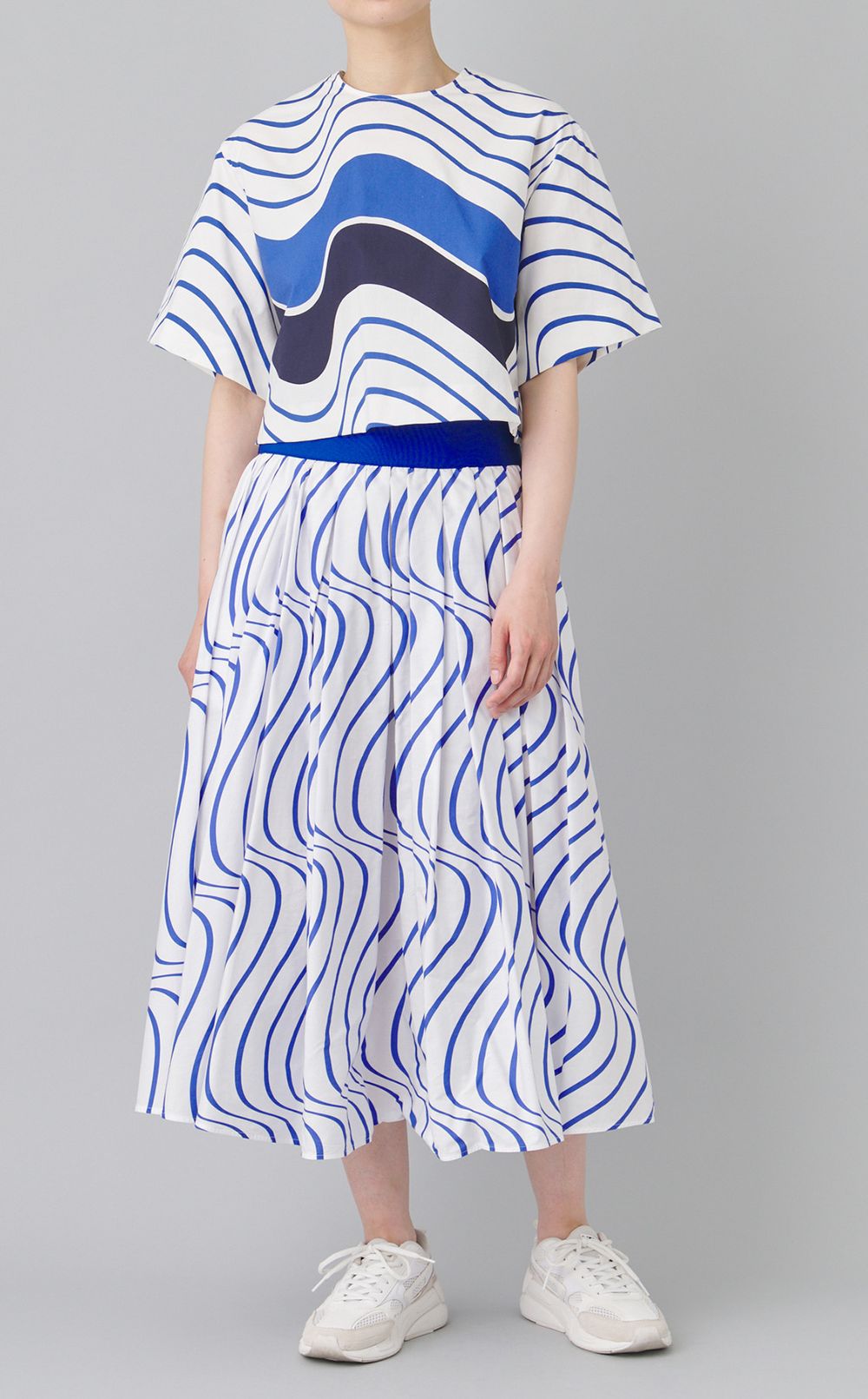 ウェーブストライプフレアスカート