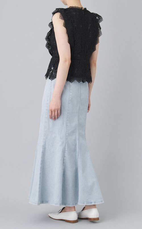 ペプラムレースブラウス