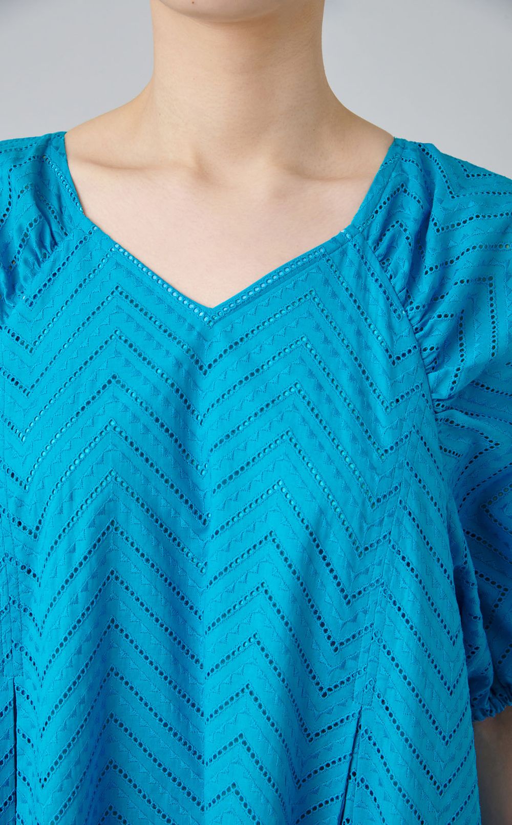 ギャザーショルダーコットンワンピース