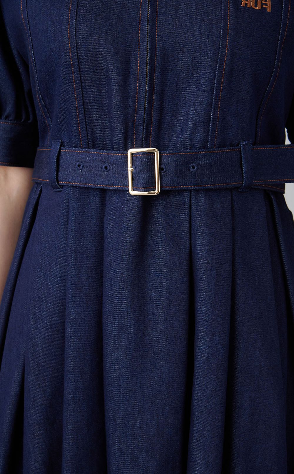 フラットカラーシャツワンピース