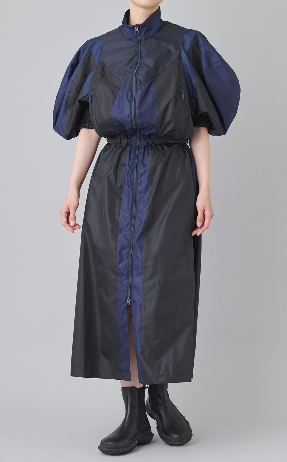 パネルウィンドブレーカーワンピース