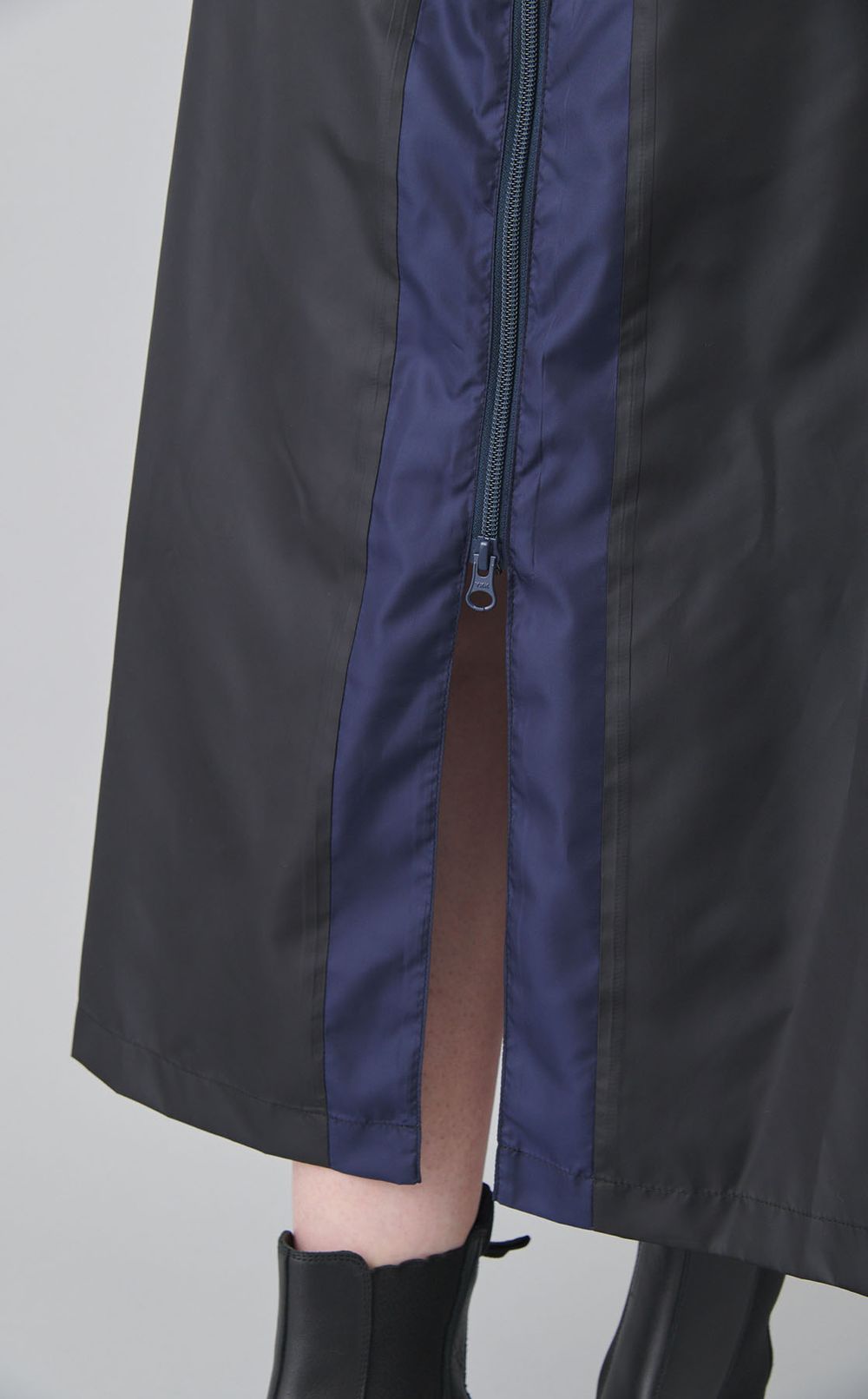 パネルウィンドブレーカーワンピース