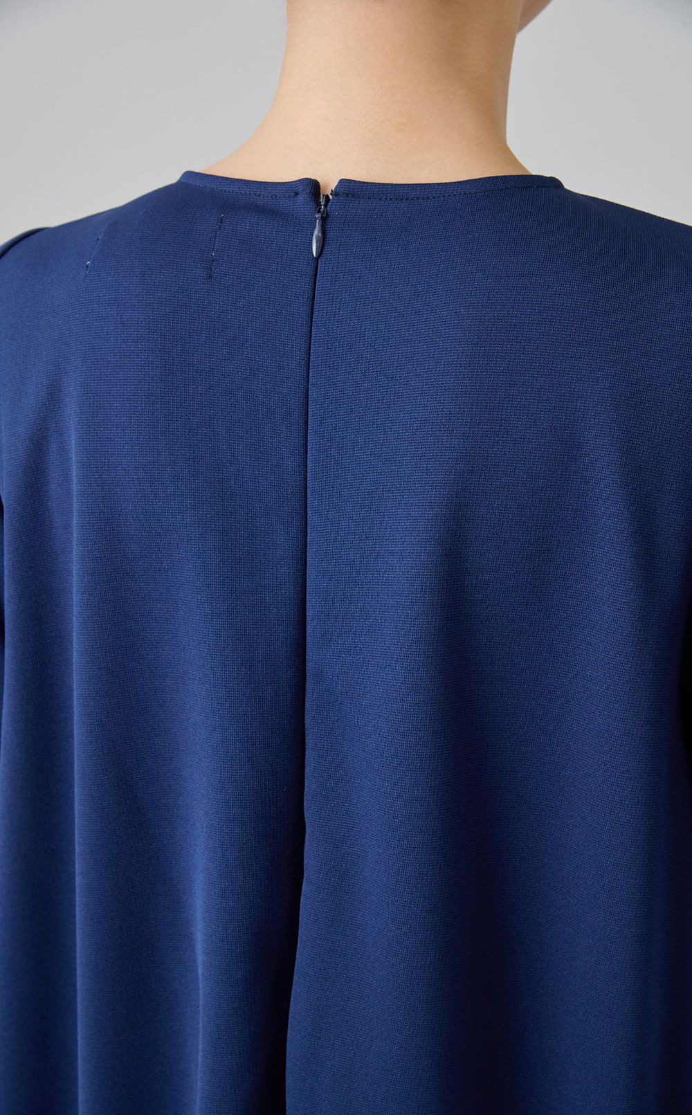 ポンチドレープサマードレス