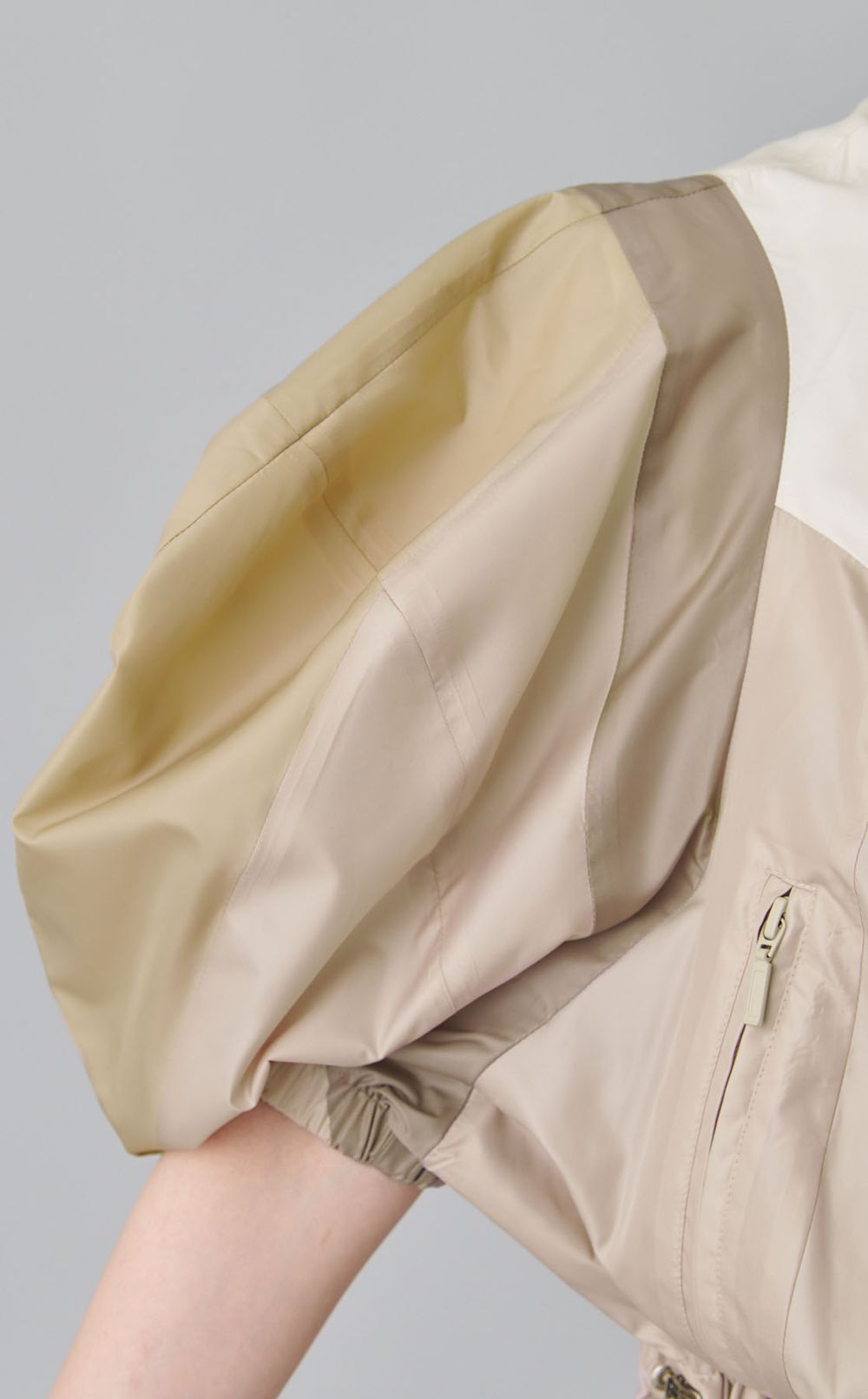 パネルウィンドブレーカーワンピース