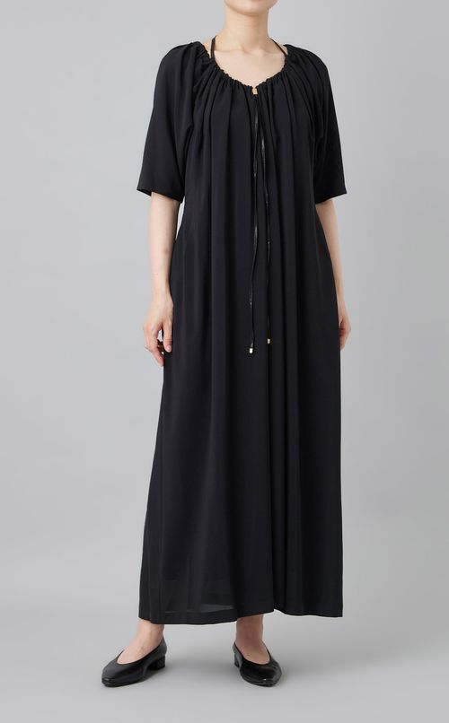 Vネックドローコードギャザーワンピース