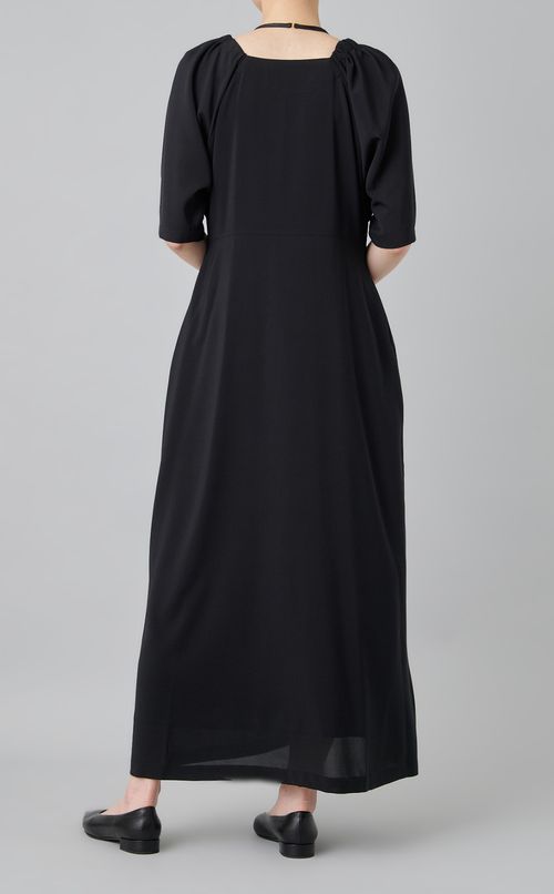 Vネックドローコードギャザーワンピース