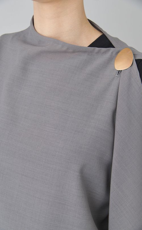 LEVIサマーウールノースリーブブラウス