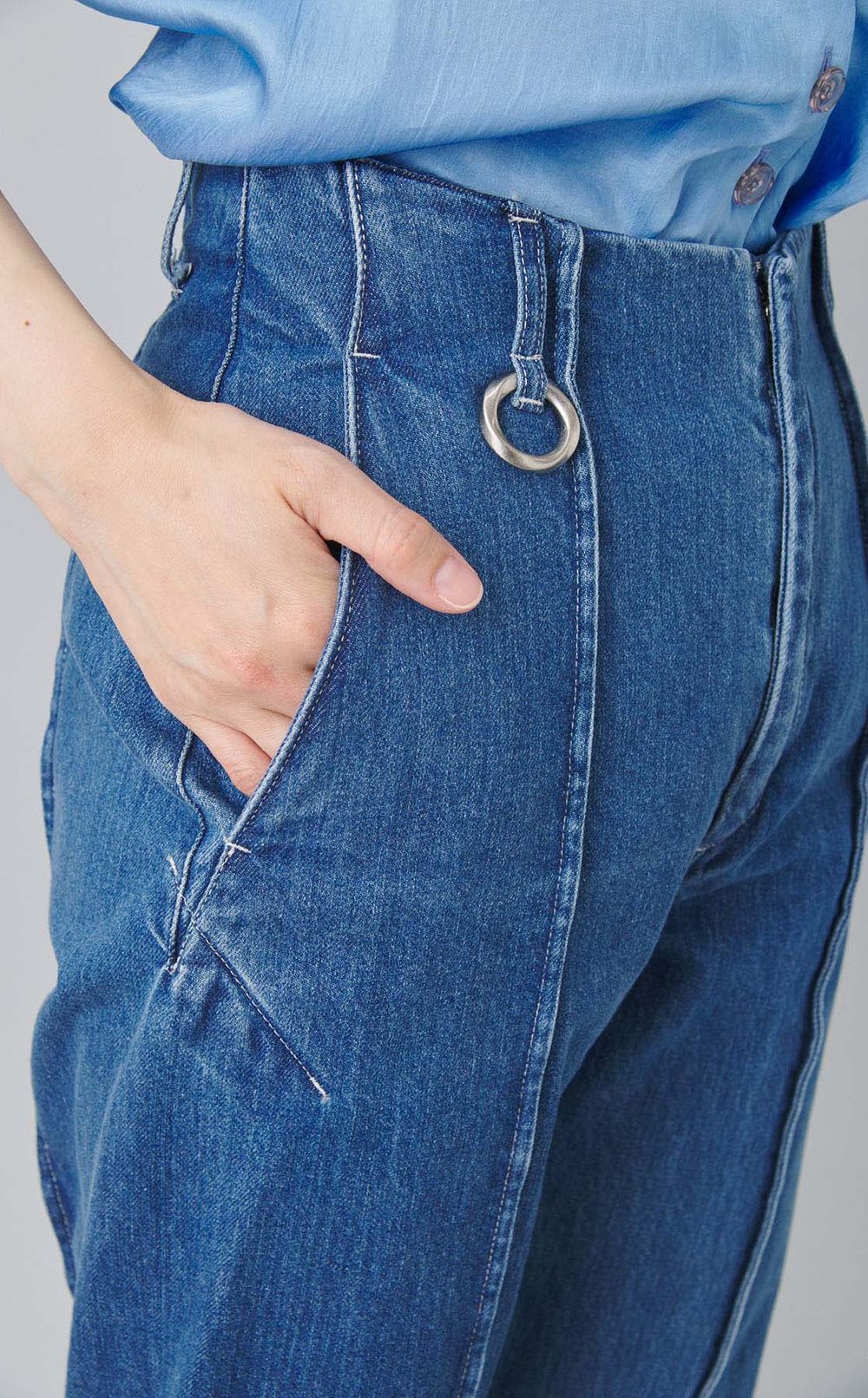 センターシームハイウエストデニムパンツ