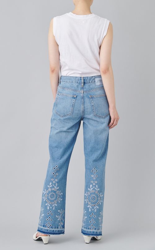 フラワーエンブロイダリーデニムパンツ