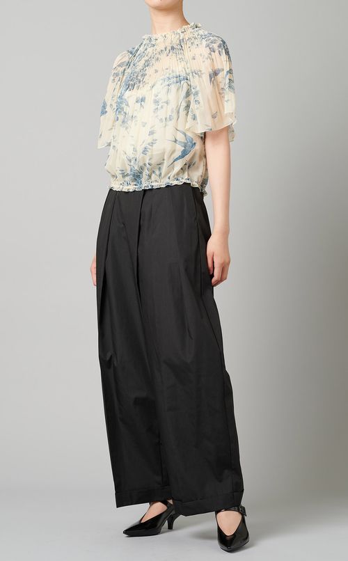 ボタニカルプリントギャザープルオーバー