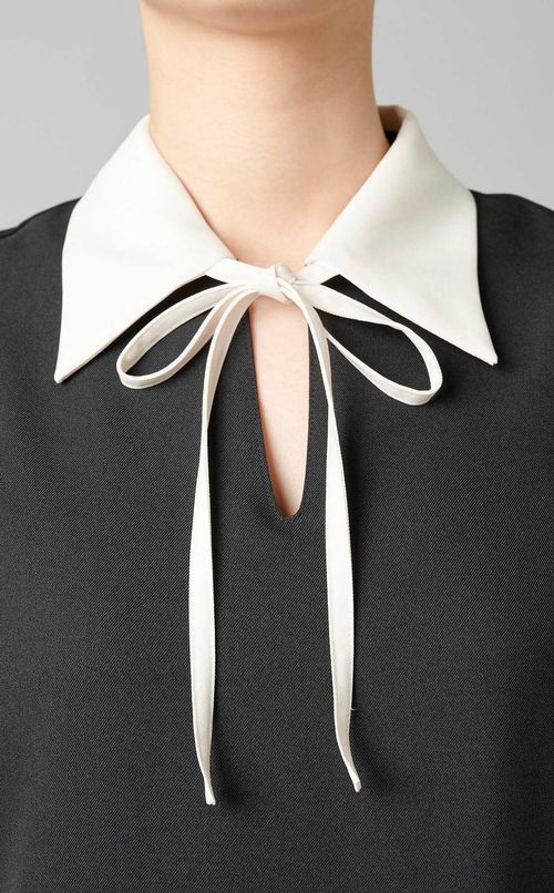 フリルスリーブリボンワンピース