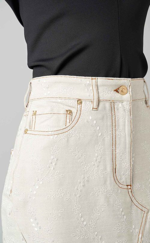 フラワー刺繍フレアスカート