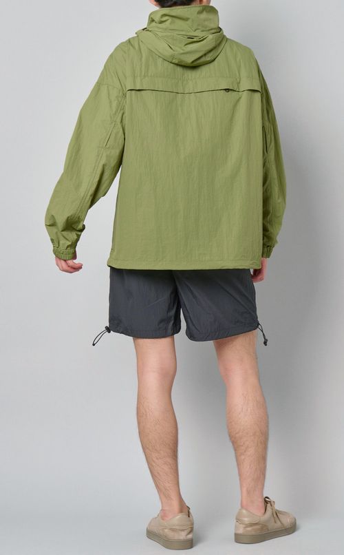 パッカブルウインドブレーカー