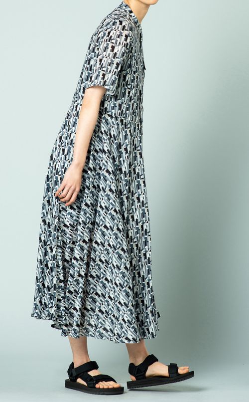 ジオメトリックプリントワンピース