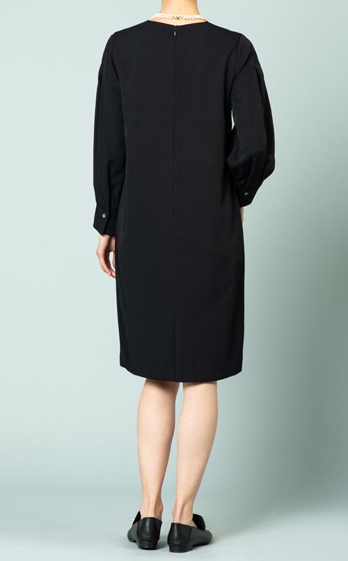 カフスリーブワンピース