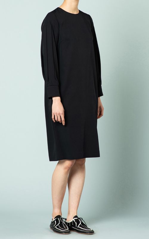 カフスリーブワンピース