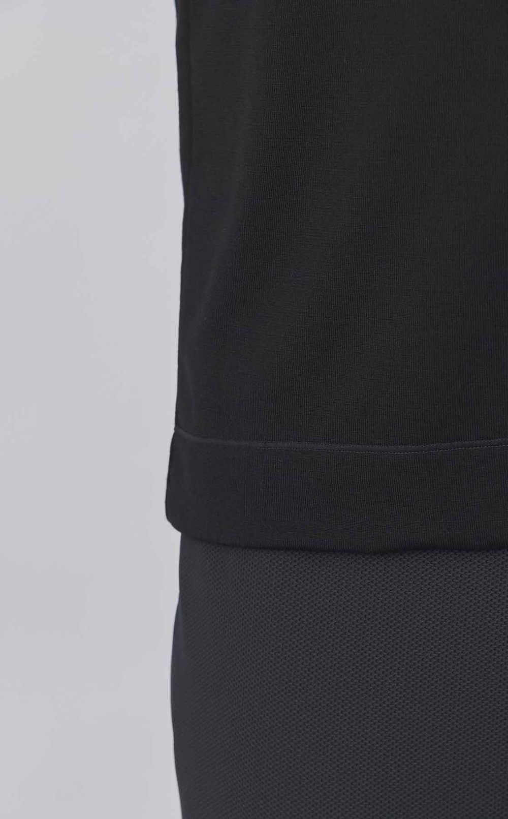 PROUVEモックネックTシャツ