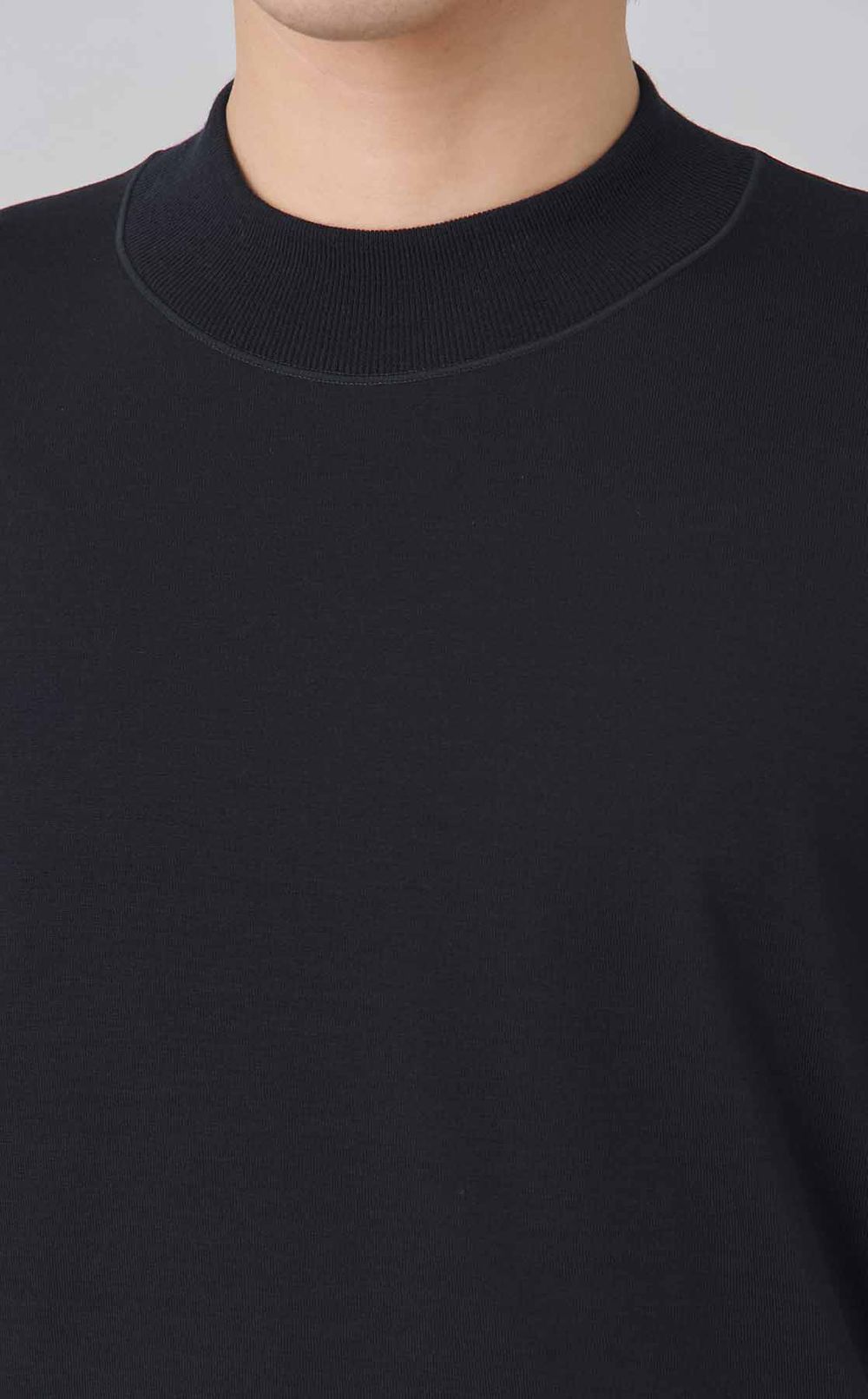 PROUVEモックネックTシャツ