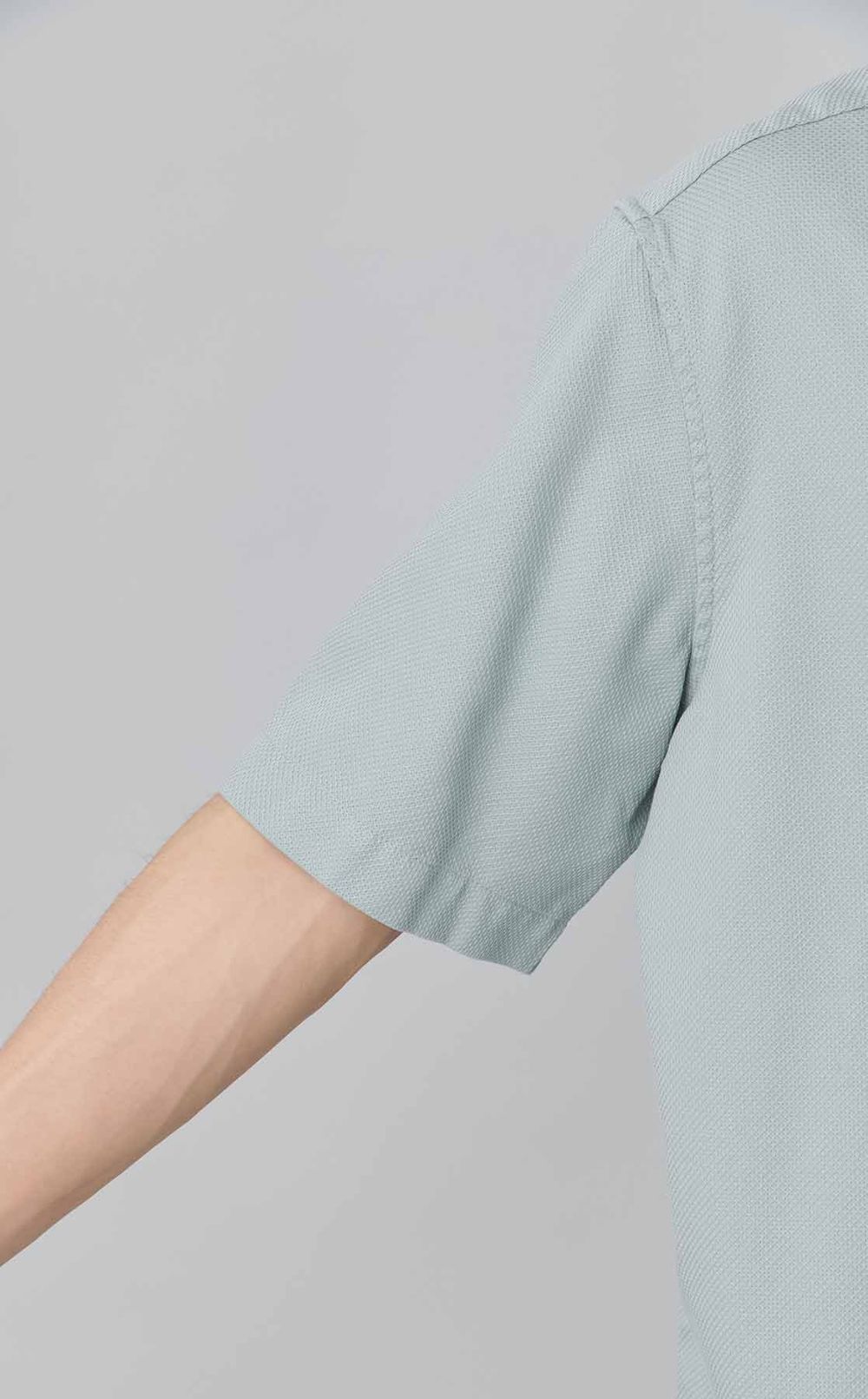 オープンカラーシャツ