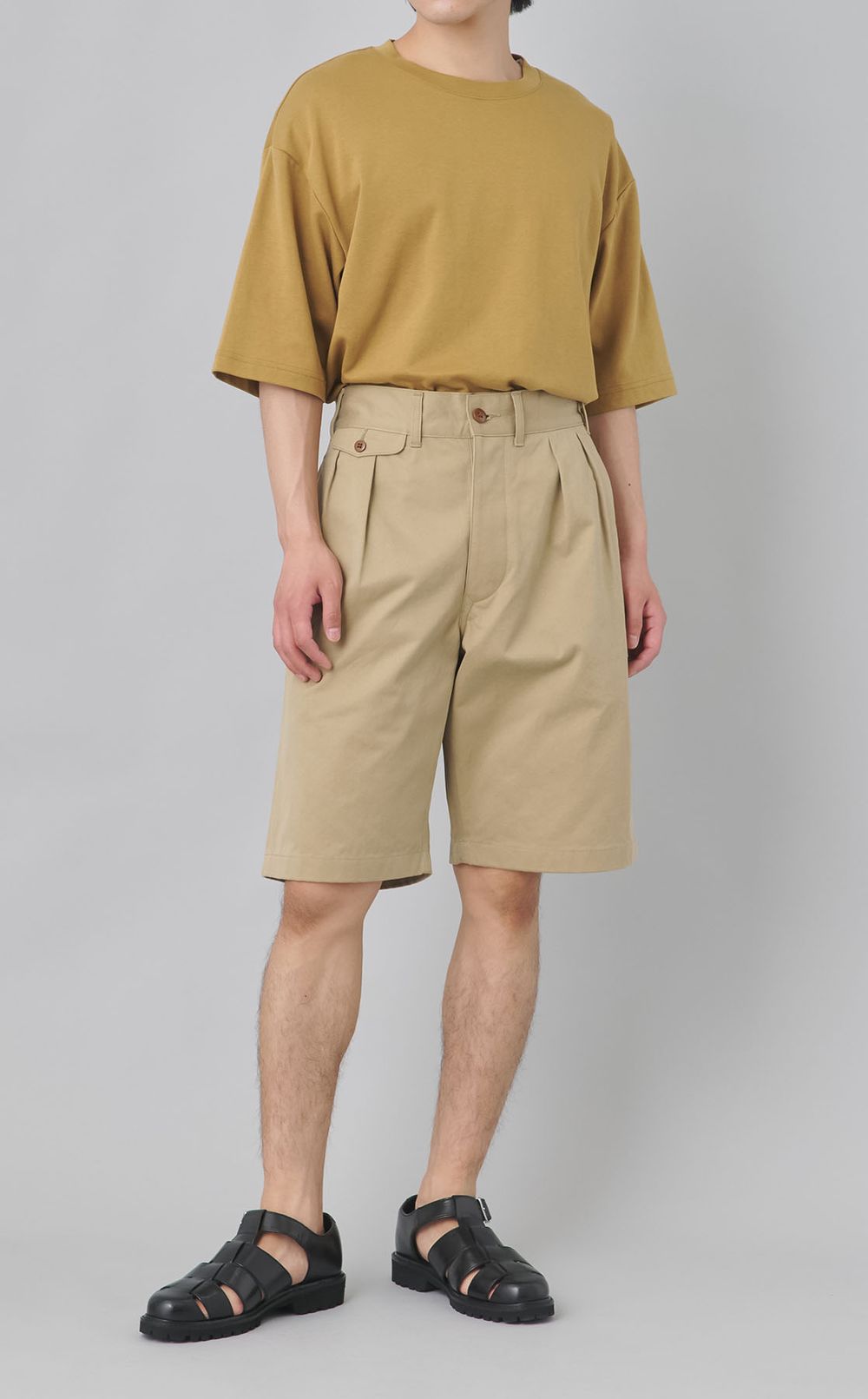 オフィサーショートパンツ