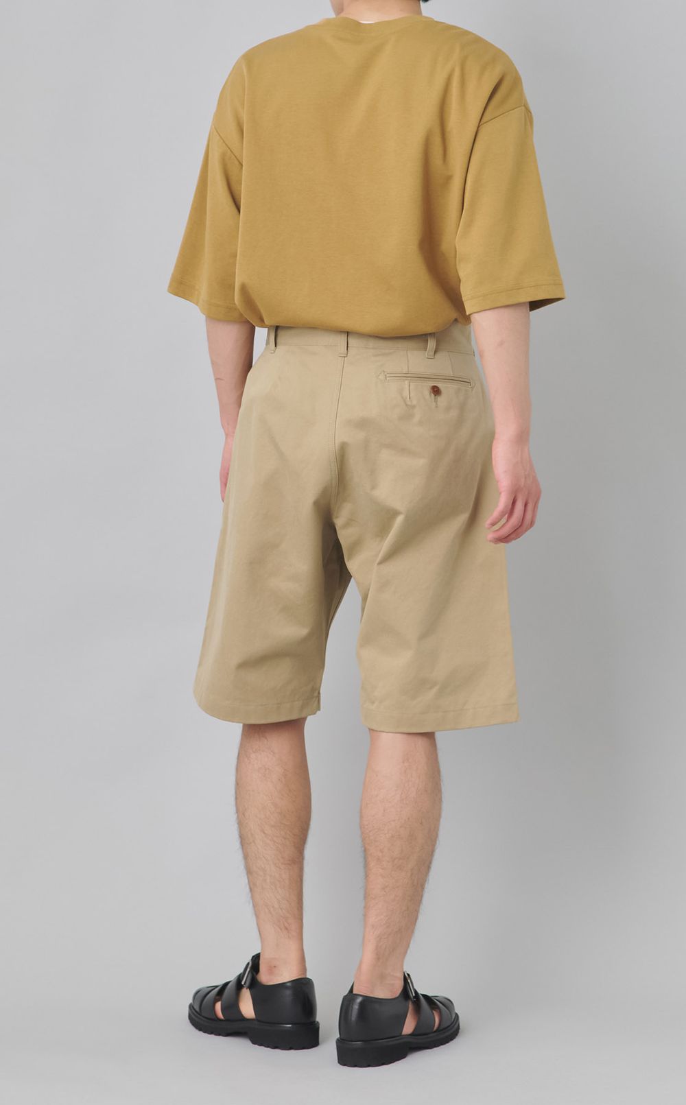 オフィサーショートパンツ