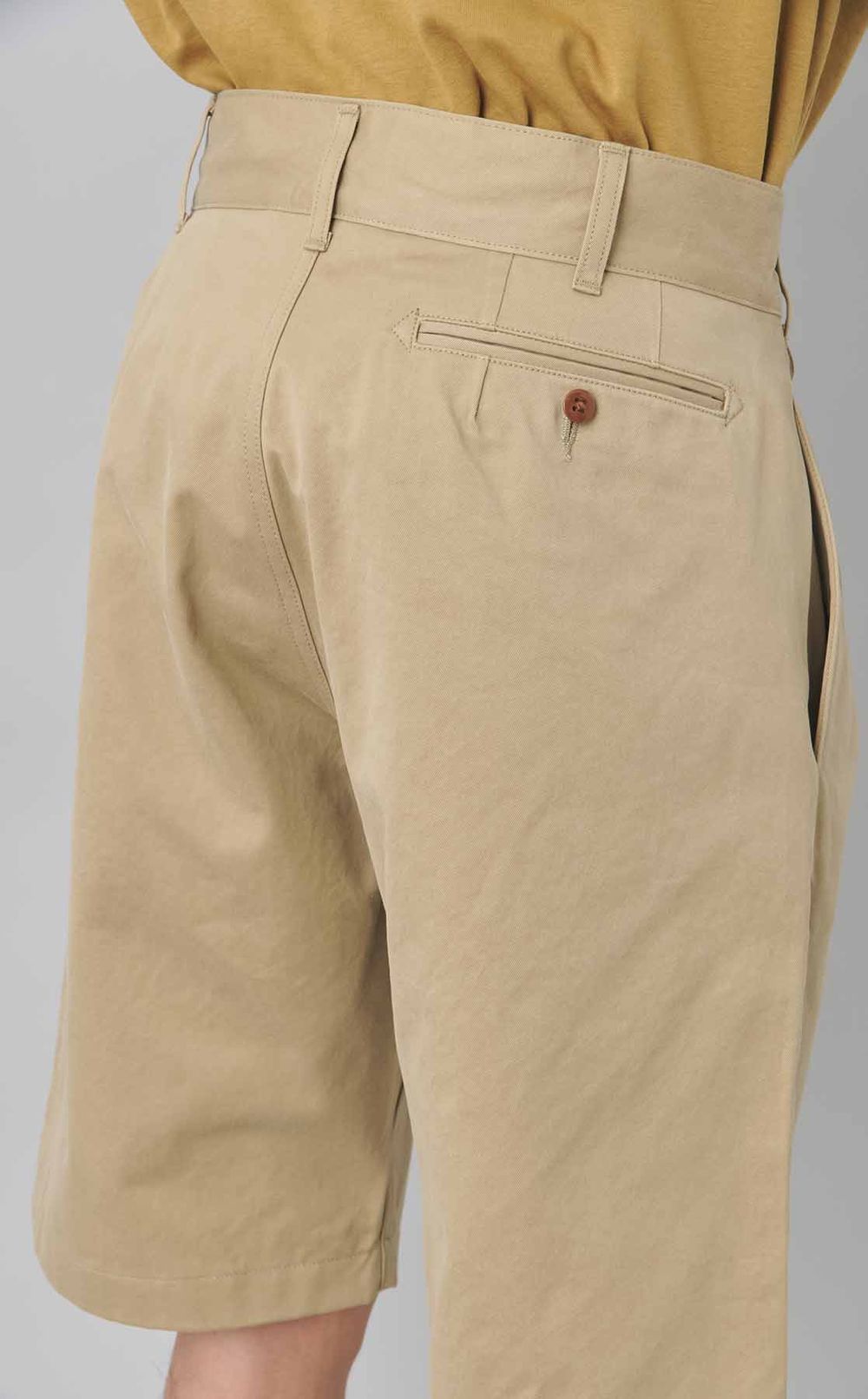 オフィサーショートパンツ