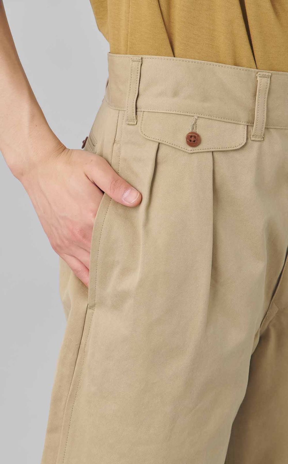 オフィサーショートパンツ