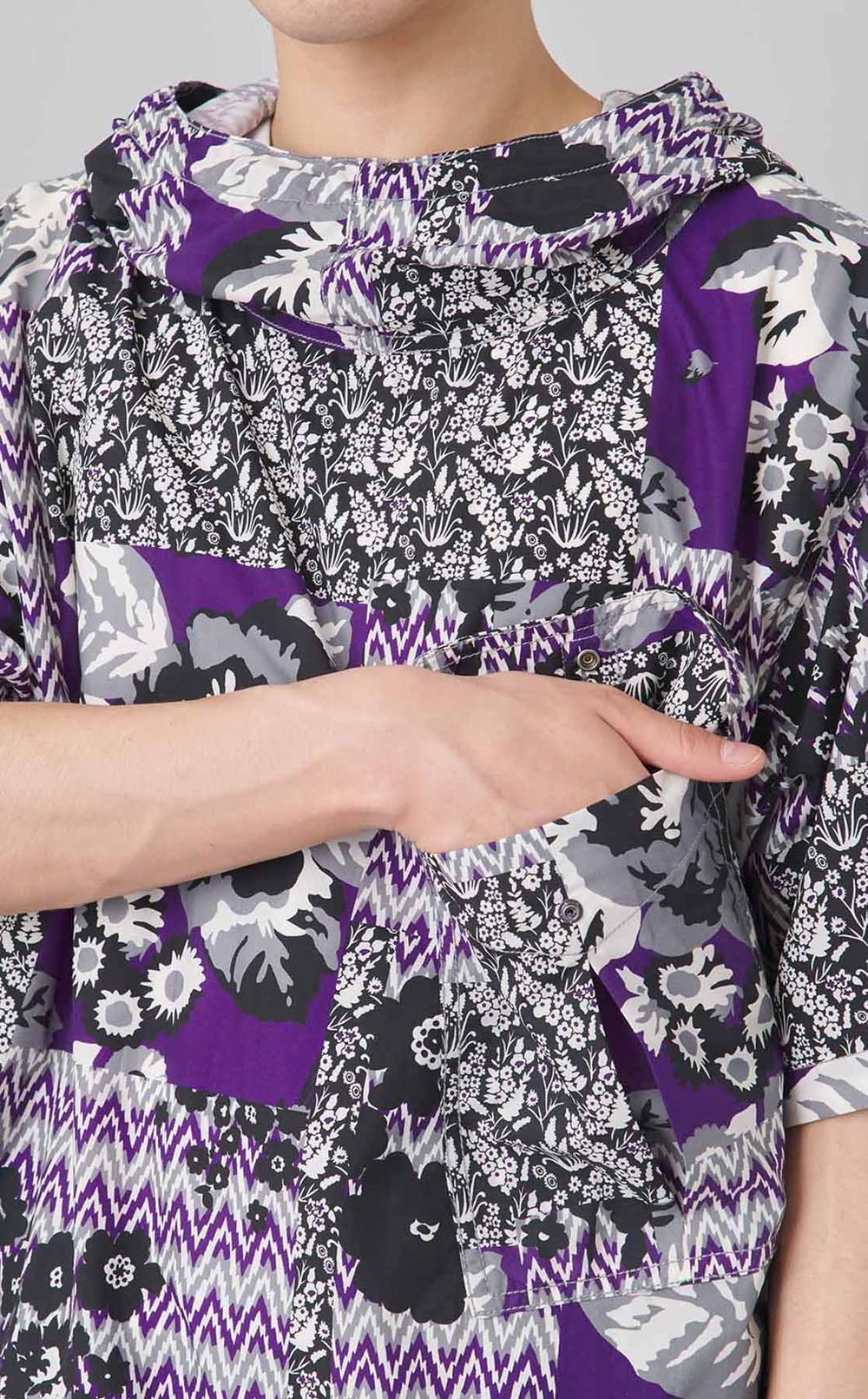 フラワープリントプルオーバー