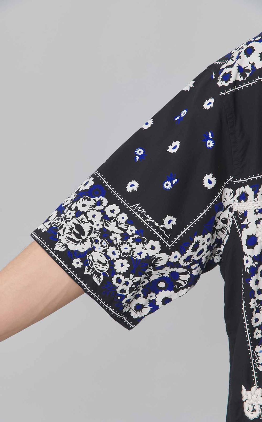 エンブロイダリーショートスリーブシャツ